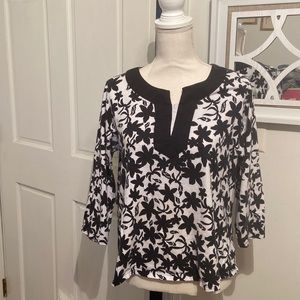 White stag Women’s sweater, size lg,